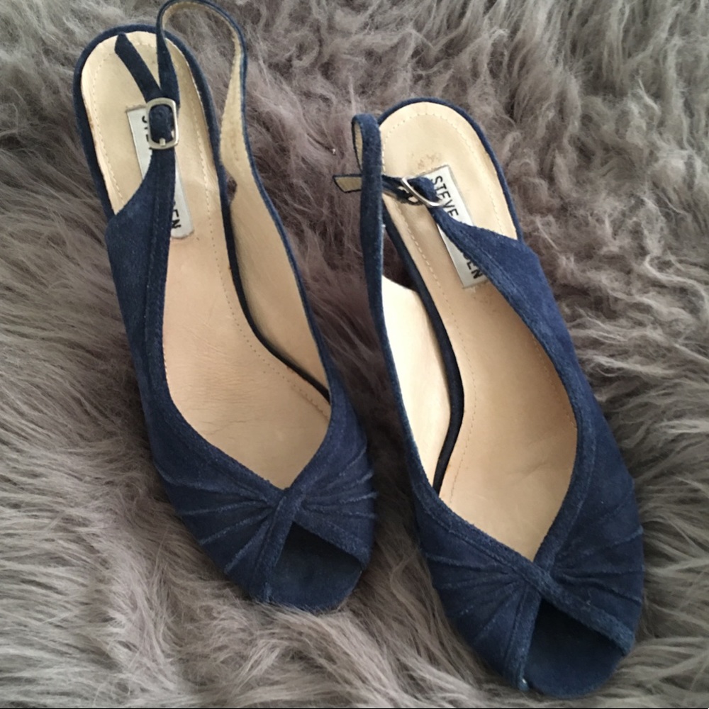 Steve Madden “Pursue” Suede Slingback Cork Heels 8